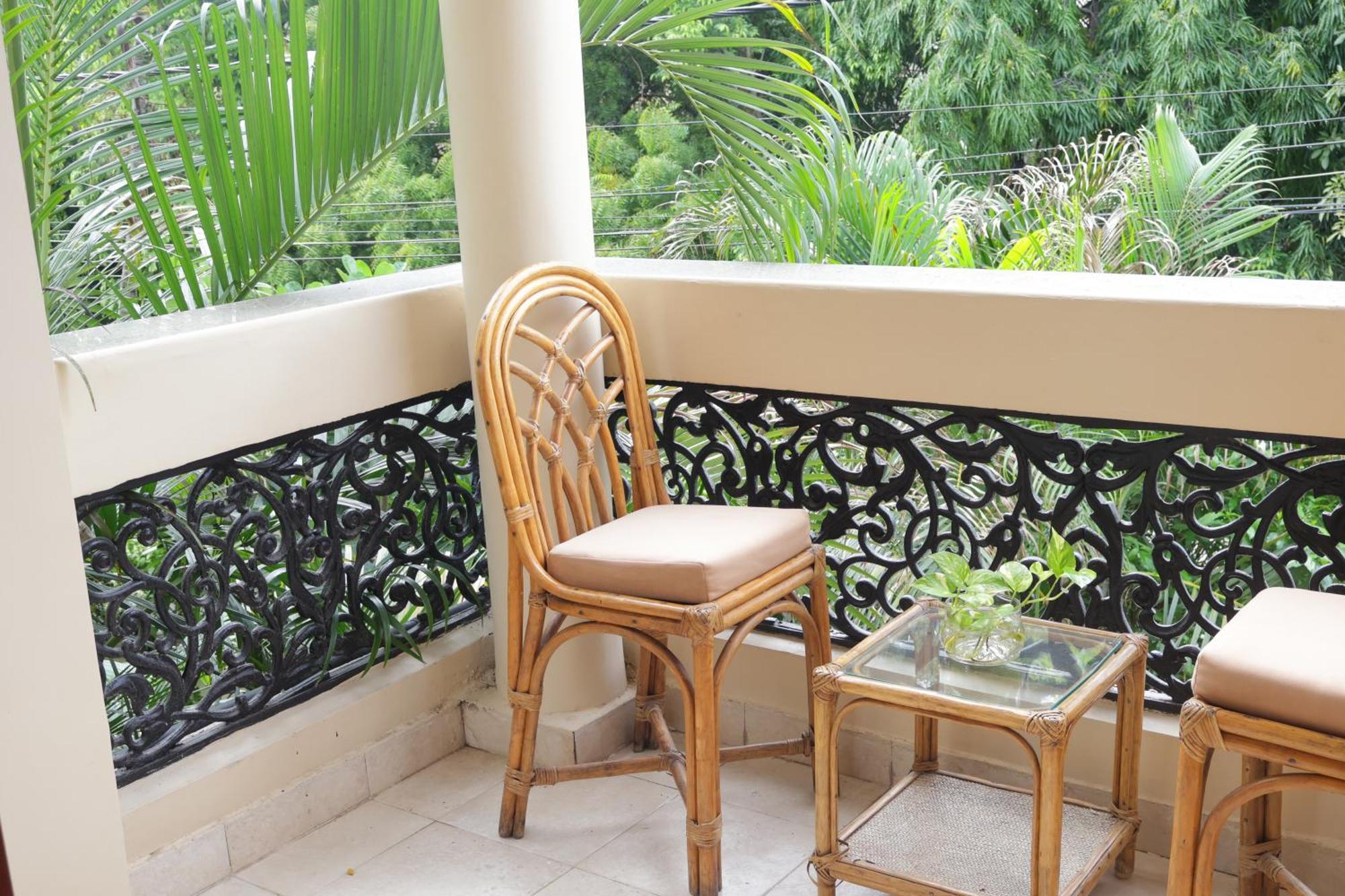 Suramya Homestay Бопал Екстериор снимка
