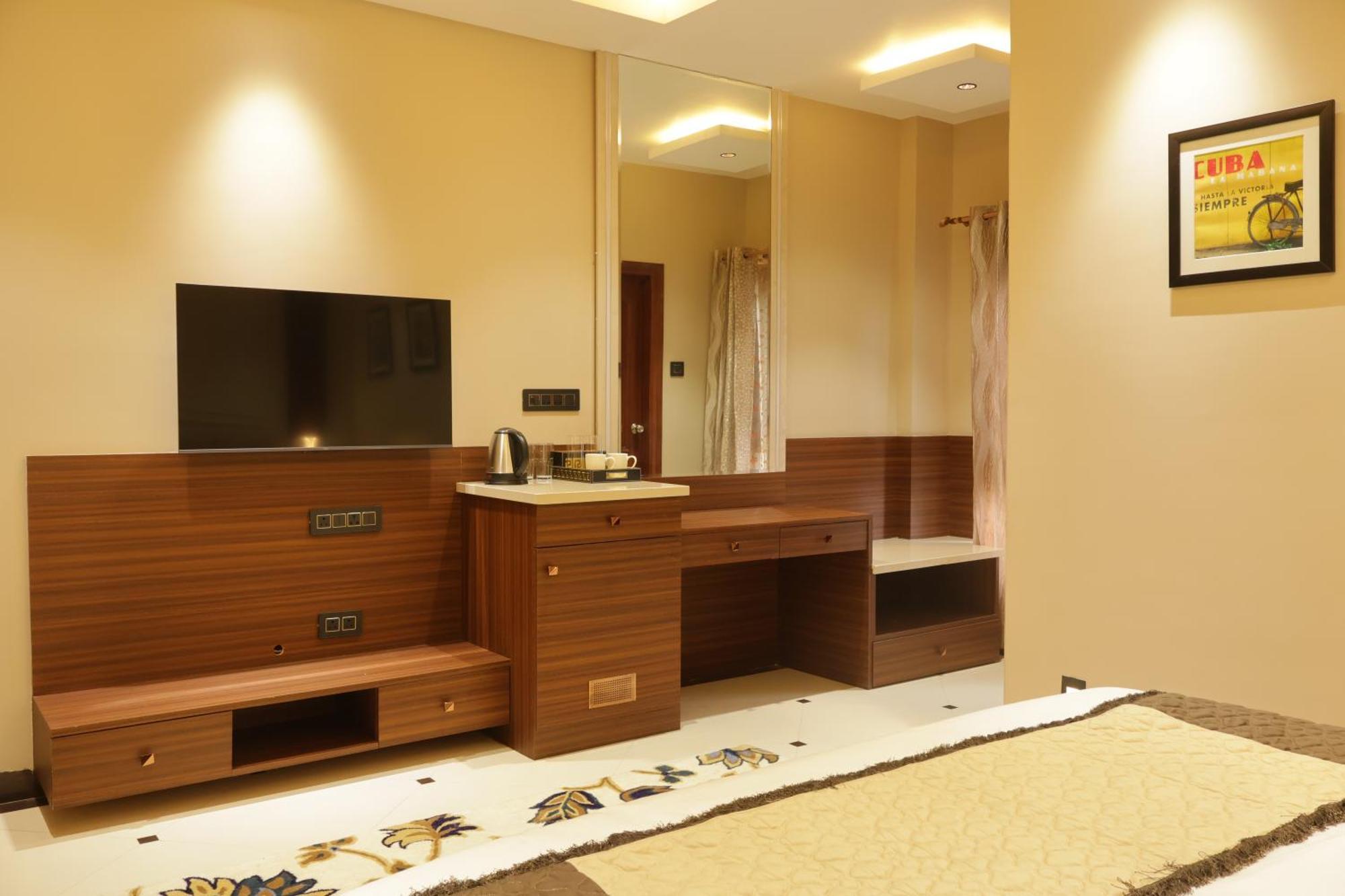 Suramya Homestay Бопал Екстериор снимка